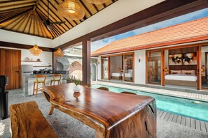Dining room - Casa Bojo & Casa Bella Uluwatu (Pecatu)