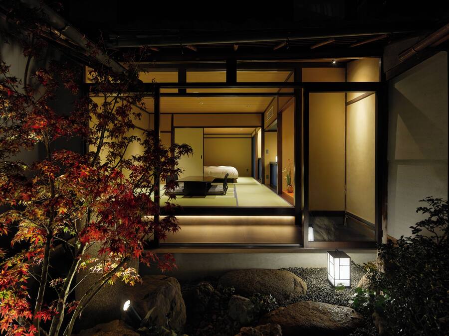 Suite « Premier », 2 lits doubles, vue jardin | Literie de qualité supérieure, couette en duvet d'oie, surmatelas