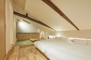 Superior Twin Room, 2 Double Beds | Premium bedding, down comforters, pillowtop beds, minibar - Enso Machiya (Kyoto)