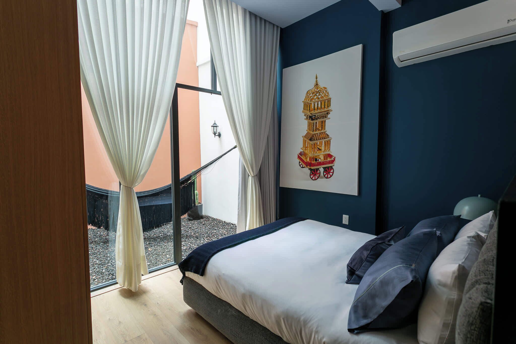 1 多间卧室、办公桌、熨斗/熨衣板、WiFi