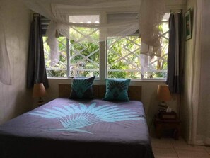 2 chambres, fer et planche à repasser, Wi-Fi, draps fournis