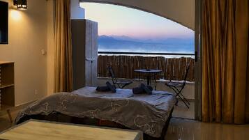1 chambre, bureau, Wi-Fi gratuit, draps fournis