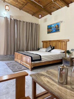 Deluxe Double Room, Mountain View | Free WiFi - Abodes Himalaya View (Salt)