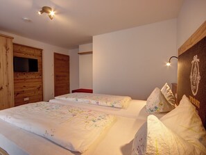 1 chambre, accès Internet, draps fournis