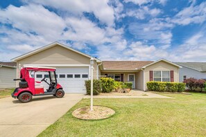 Exterior - Peaceful Escape w/ Golf Cart in The Villages! (The Villages)