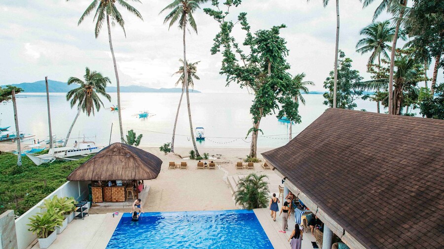 Holiday Suites Port Barton