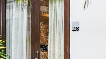 Superior Double or Twin Room | Soundproofing, free WiFi, bed sheets