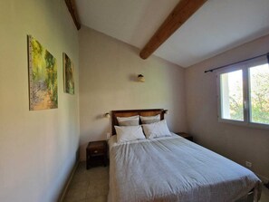 3 Schlafzimmer, Bügeleisen/Bügelbrett, WLAN, Bettwäsche