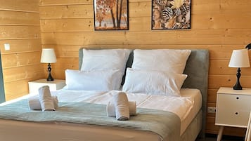 3 Schlafzimmer, Bügeleisen/Bügelbrett, WLAN, Bettwäsche