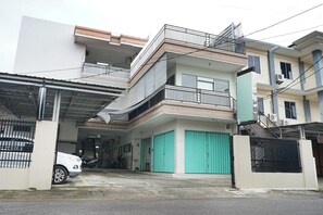 Exterior - Griya Safitri Syariah (Palembang)