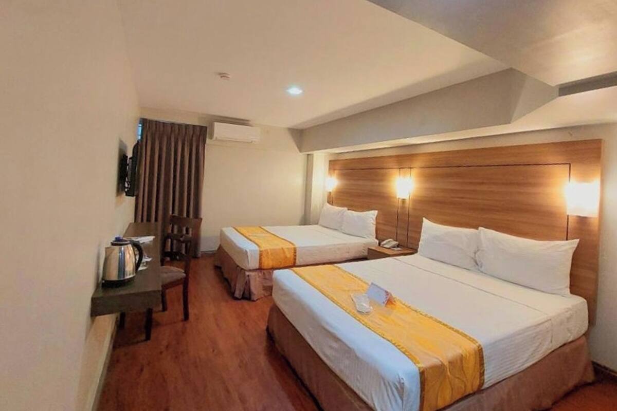 Deluxe-Zimmer | Schreibtisch, Bügeleisen/Bügelbrett, kostenloses WLAN, Bettwäsche