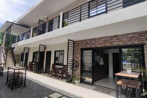 Front of property - Jmorino Pension House Palawan City Center (Puerto Princesa)
