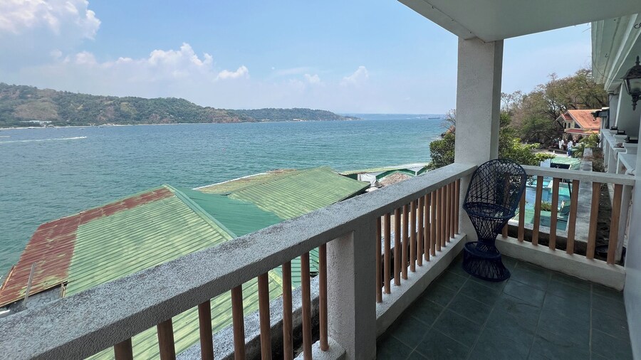 Subiza Beach Resort