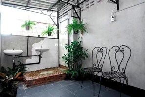Bathroom - Kayan Hostel (Chiang Mai)