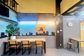Restaurant - Me U Hostel (Chiang Mai)