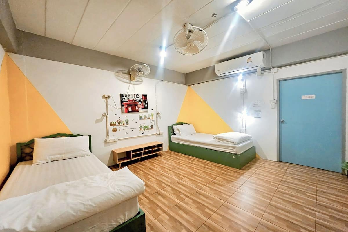Standard Twin Room | In-room safe, free WiFi, bed sheets