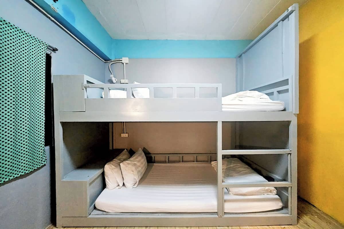 Deluxe Shared Dormitory | In-room safe, free WiFi, bed sheets