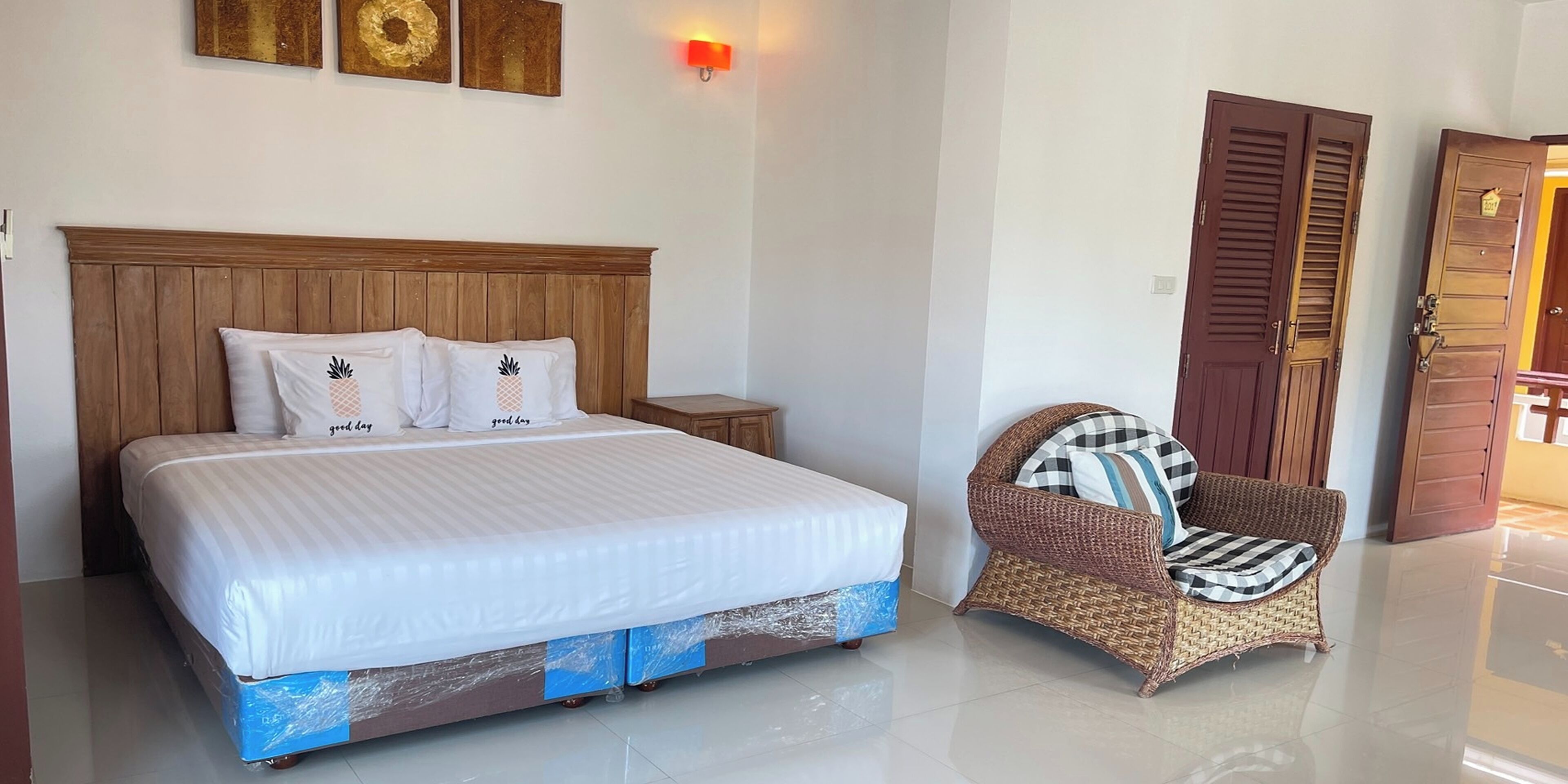 Suite | Escritorio, wifi gratis y ropa de cama 