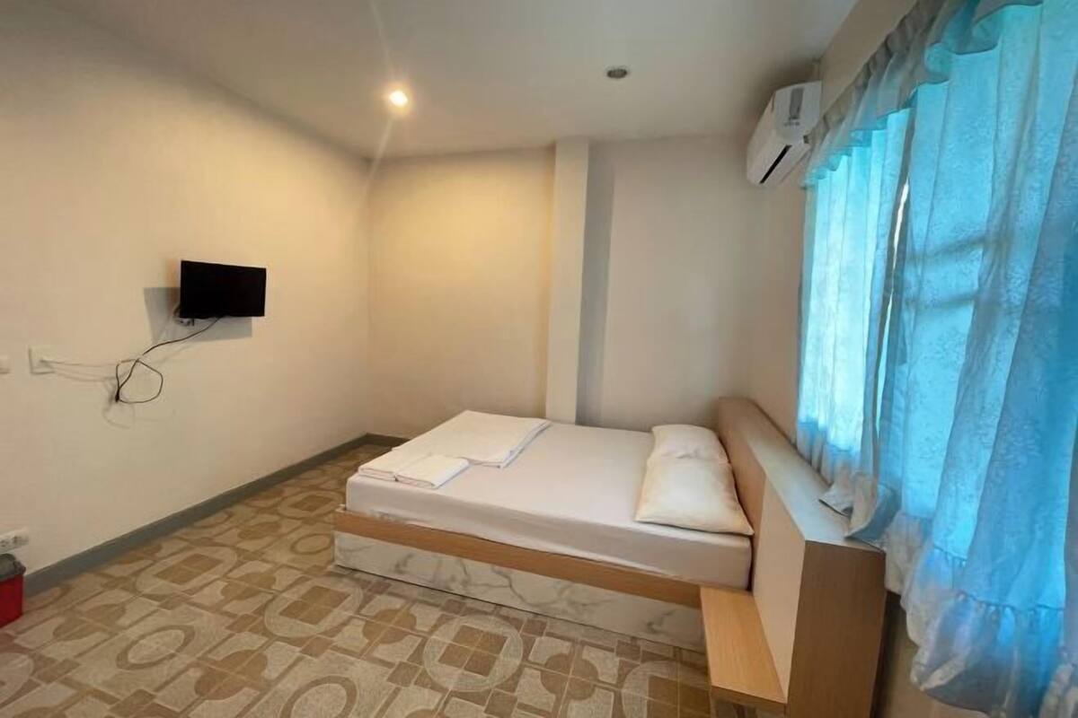 Wi-Fi de cortesia, roupa de cama