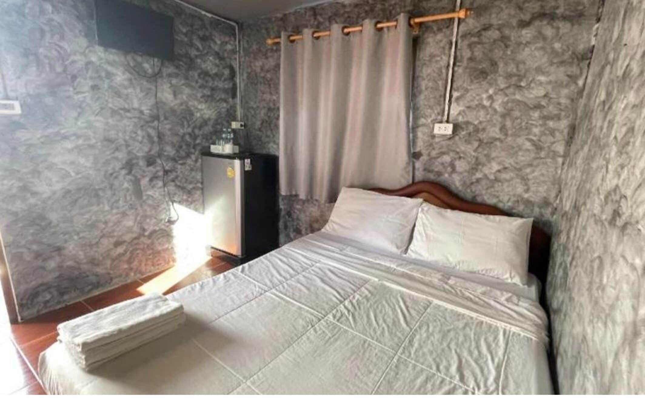 Chambre Standard | Accès au Wi-Fi (inclus), literie fournie