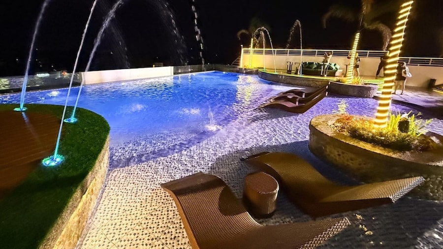 Sunday Belajandro Hotel