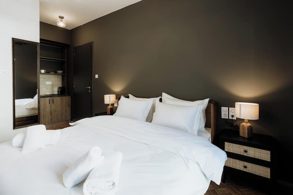 Canvas Color Your Stay - Αγριά