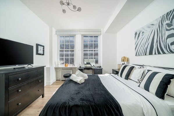 4 bedrooms, iron/ironing board, WiFi, bed sheets - Spacious 4-bedroom apartment in Central London (London)