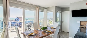 7 Bungalows | Steps to Pier + Beach | Ocean Views, Outdoor Bar, Firepit, Lounge
