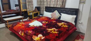 Deluxe Room, Mountain View | Desk, laptop workspace, free WiFi - Hotel Neel Gagan (Gund)