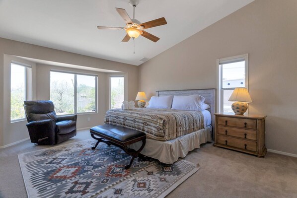 3 bedrooms, iron/ironing board, WiFi