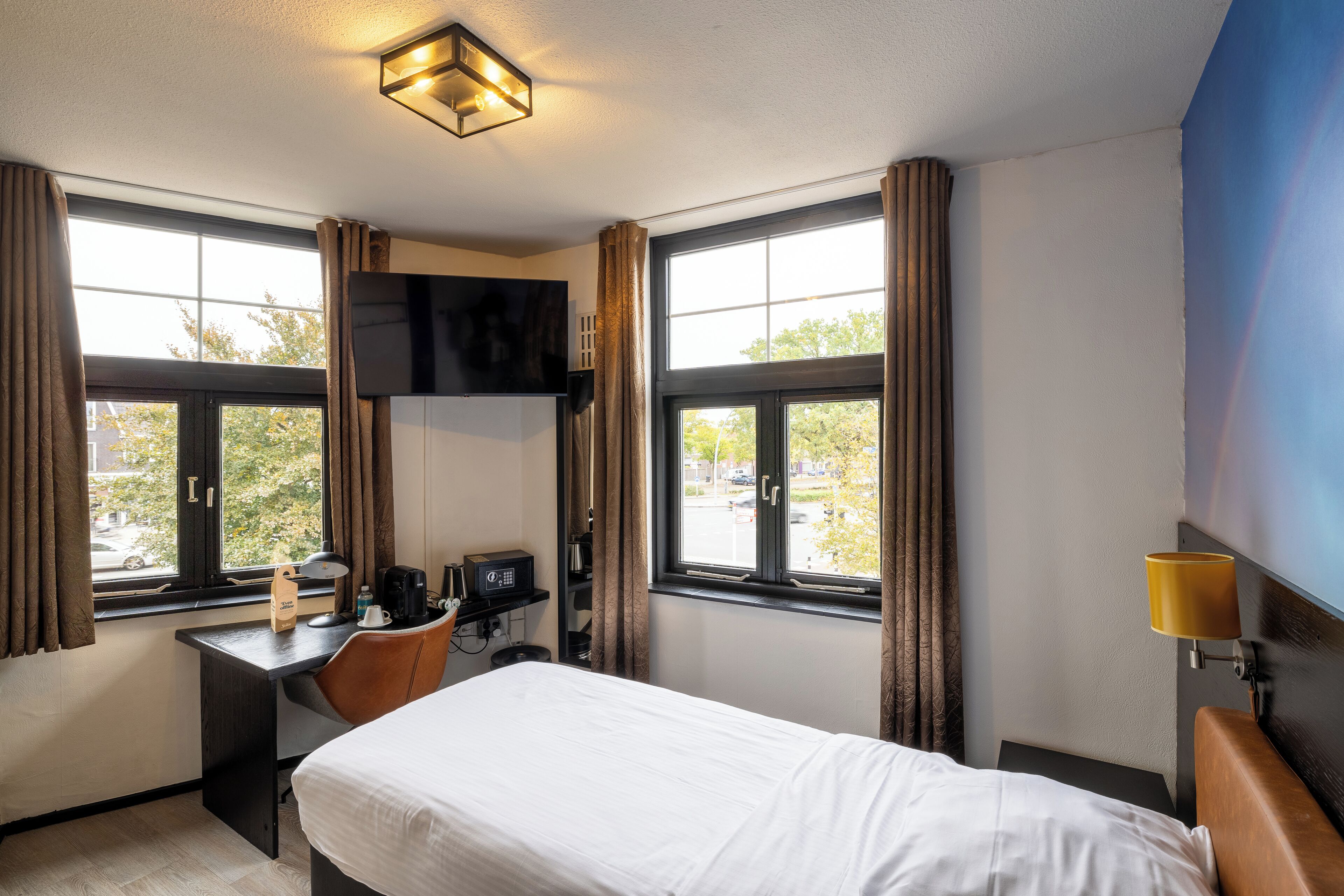 標準單人房 | 書桌、筆電工作空間、免費無線上網