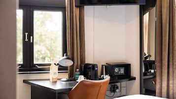 Standard Single Room | 1 bedroom, desk, laptop workspace, free WiFi