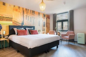 Suite | 1 slaapkamer, een bureau, een laptopwerkplek, gratis wifi