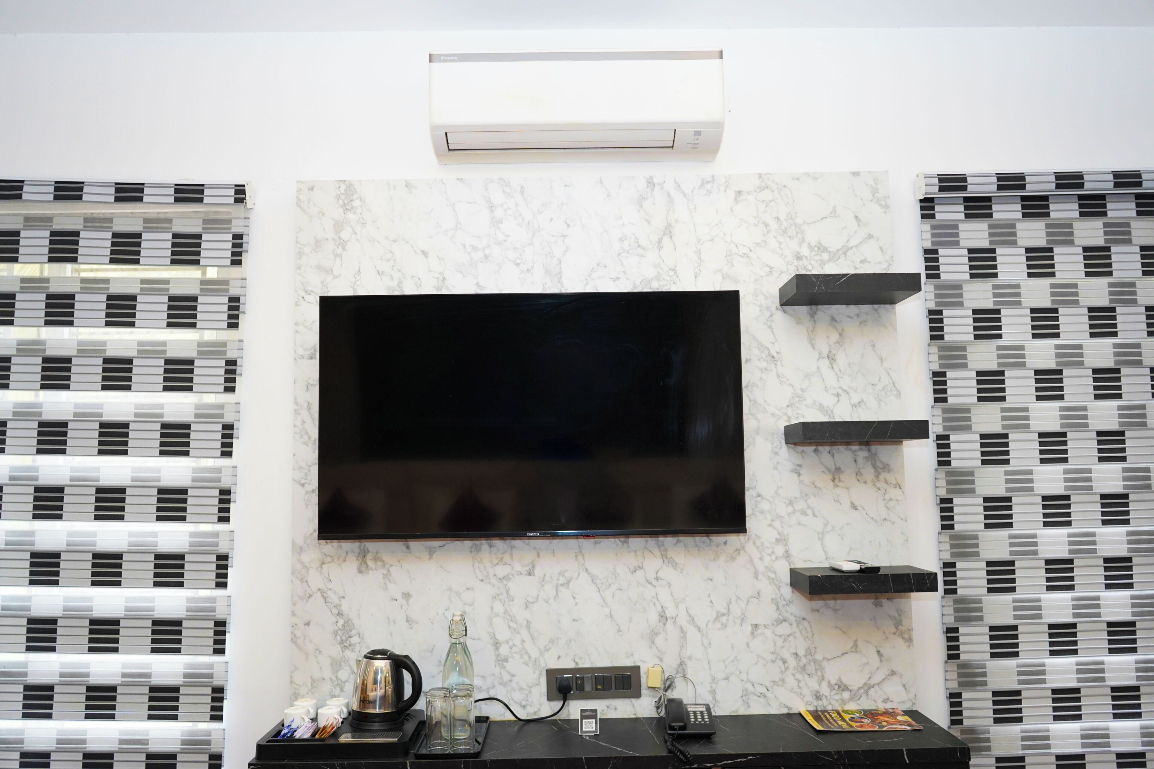 Family Studio Suite | Living area