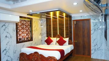 Deluxe Room | Soundproofing, WiFi (free), bed sheets