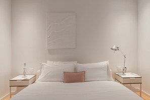 2 chambres, fer et planche à repasser, Wi-Fi, literie fournie