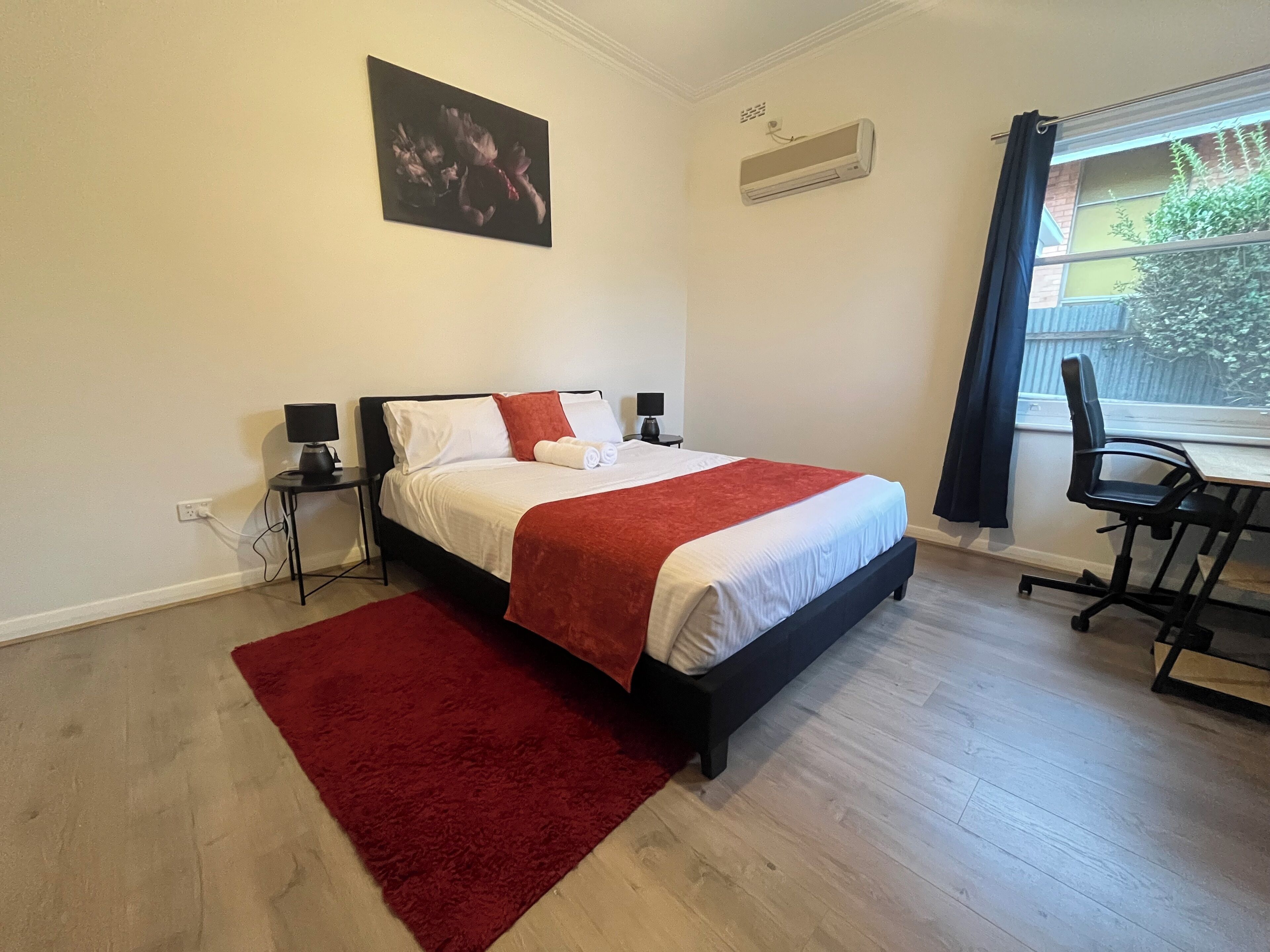 Seterika/papan seterika, Wi-fi percuma 