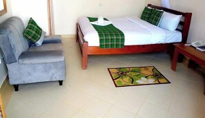 Deluxe Double Room, Garden View | Free WiFi, bed sheets