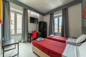 1 bedroom, desk, laptop workspace, free WiFi
