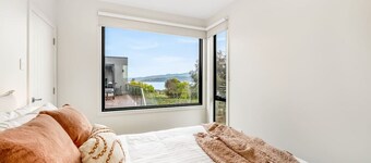 Waterfront Luxury in Opossum Bay