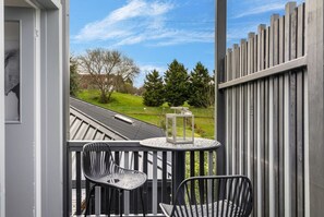 Terrace/patio - Modern Retreat with Spectacular Mountain Views (New Town)