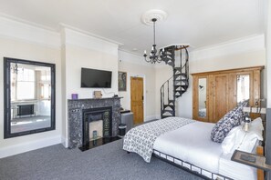 1 bedroom, iron/ironing board, Internet