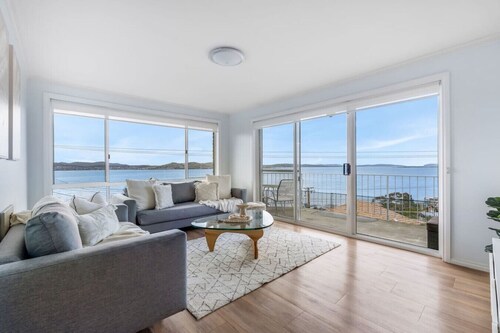 Spectacular View Modern Comfort