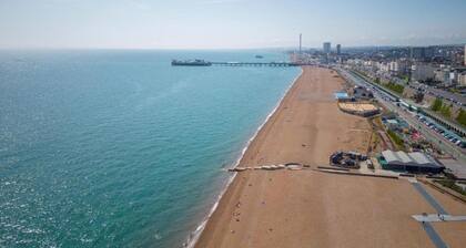 Apartment in Brighton near the Beach