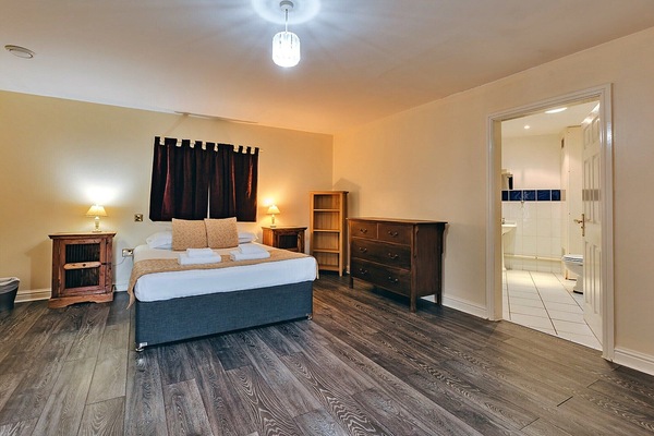 1 habitación y wifi gratis