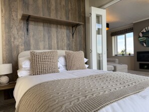 3 camere, ferro/asse da stiro, Wi-Fi gratuito, lenzuola