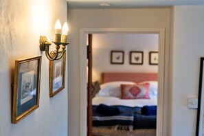 5 bedrooms, free WiFi