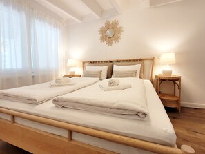 3 chambres, fer et planche à repasser, Wi-Fi