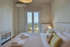 2 bedrooms, iron/ironing board, travel cot, free WiFi