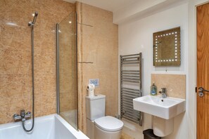 Shower - Cottage in Bodmin Moor near Beaches (St Breward)